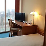Noclegi Apro Гданьск